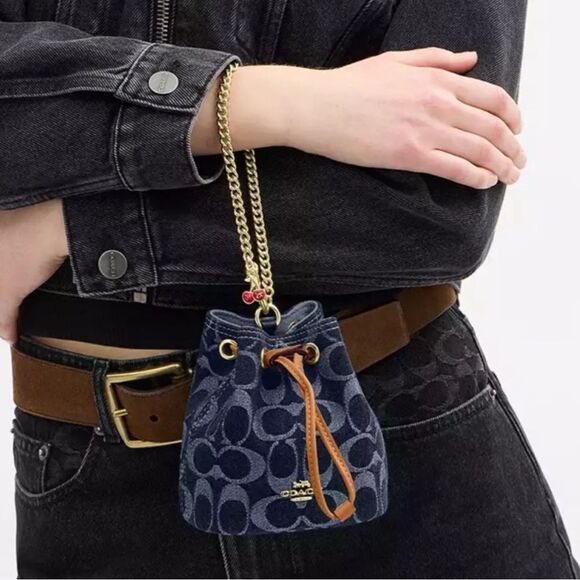 NWT❤️ Coach Drawstring Chain Wristlet Bag Signature Denim Wallet Purse CZ031 - Picture 12 of 13